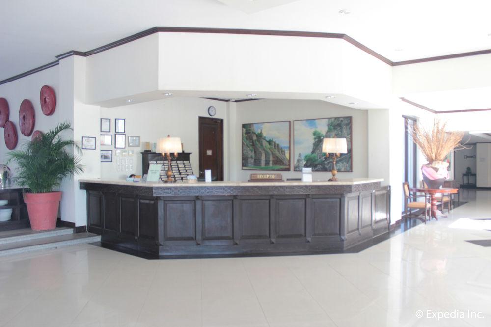 Ilocos Norte Hotel & Convention Center Laoag Dış mekan fotoğraf