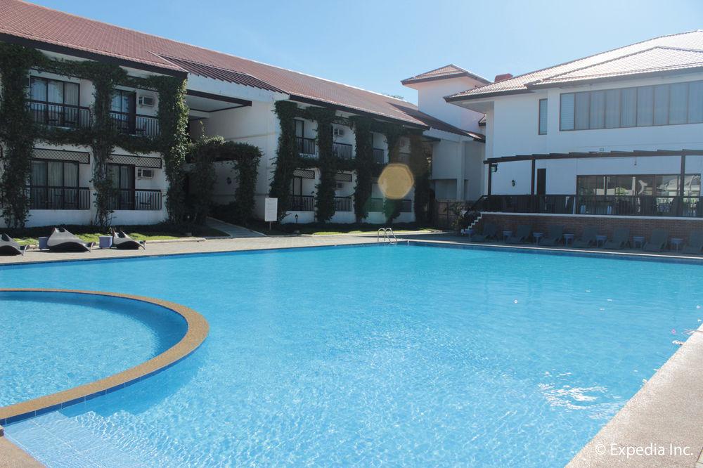 Ilocos Norte Hotel & Convention Center Laoag Dış mekan fotoğraf