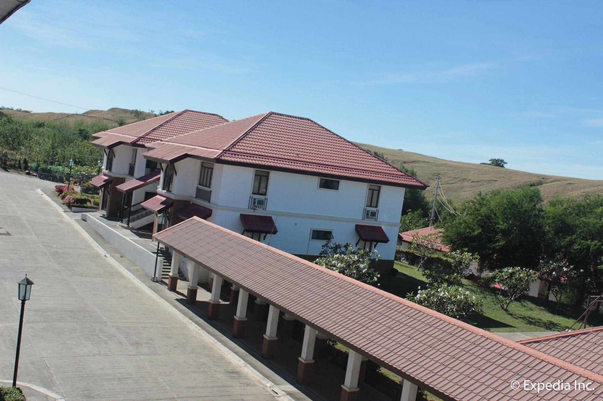 Ilocos Norte Hotel & Convention Center Laoag Dış mekan fotoğraf