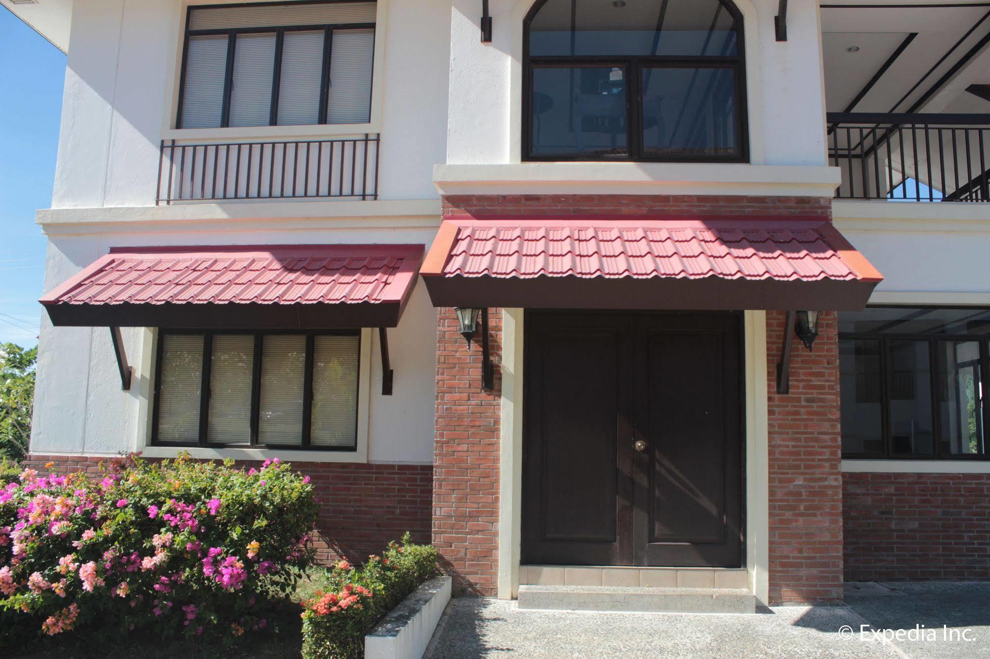 Ilocos Norte Hotel & Convention Center Laoag Dış mekan fotoğraf